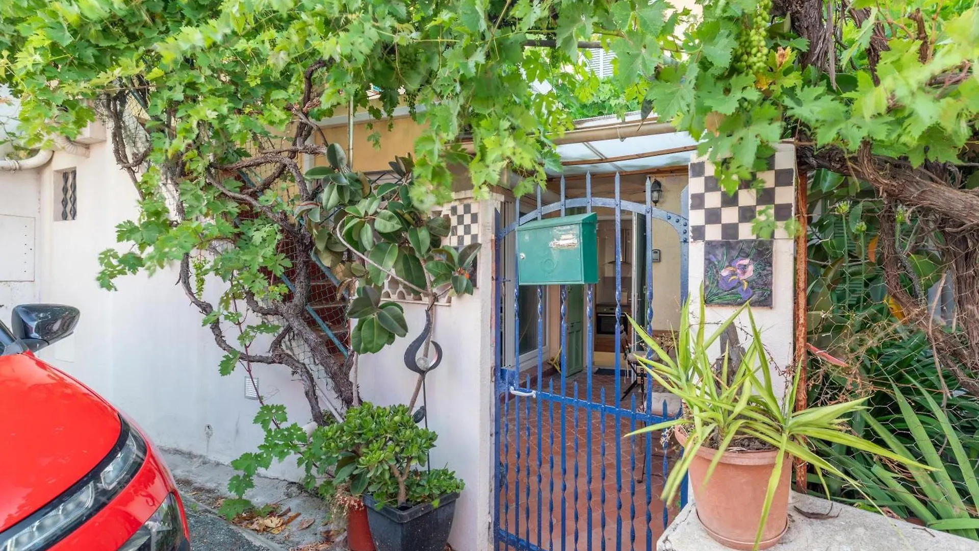 Appartement La Succulente - T1 Bis Climatise Proche Plage Cannes